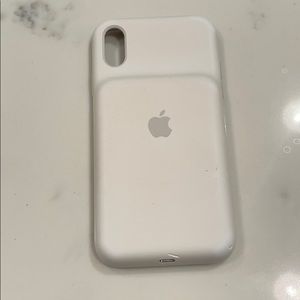 iPhone XR apple charging case
